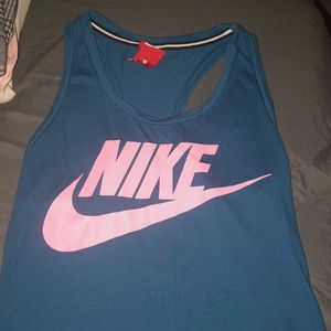 women’s blue nike tank